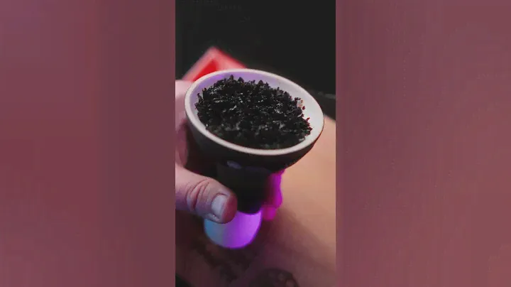 Забивка чаши - своего рода медитация #hookah #alpha #style #acsserios #life